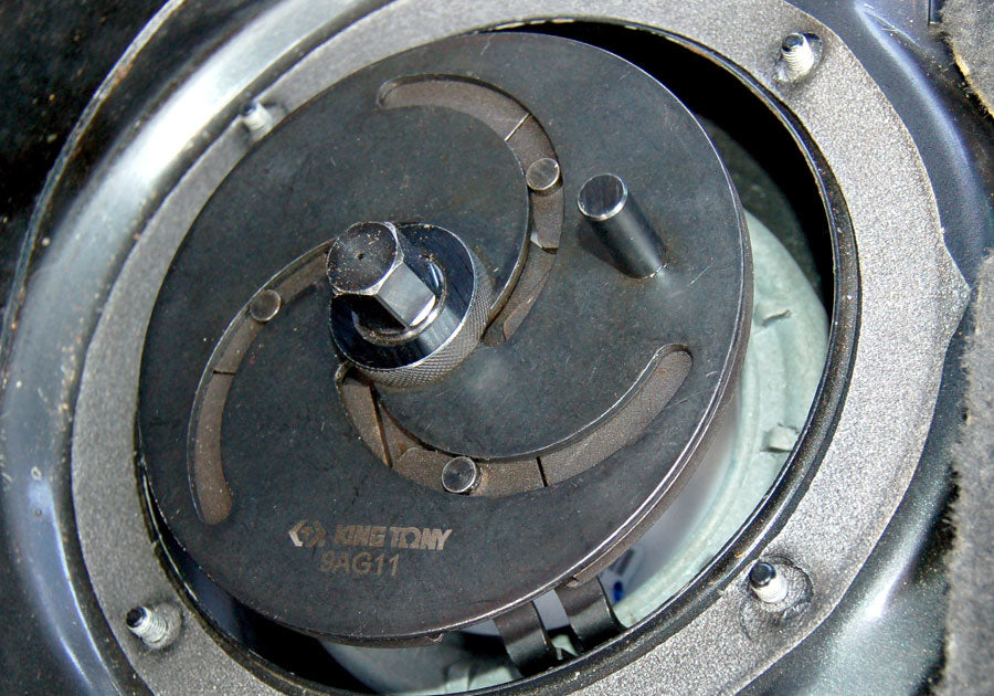 Llave para Tuerca de Bomba de Gasolina